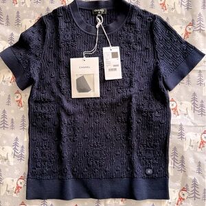 Beautiful CHANEL knitted top